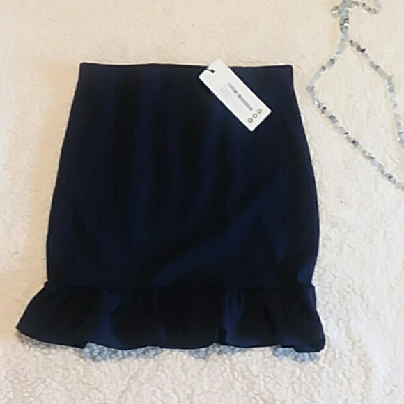 NWT Midnight Emma Ruffle Micro Mini US Size 4 - Picture 4 of 6